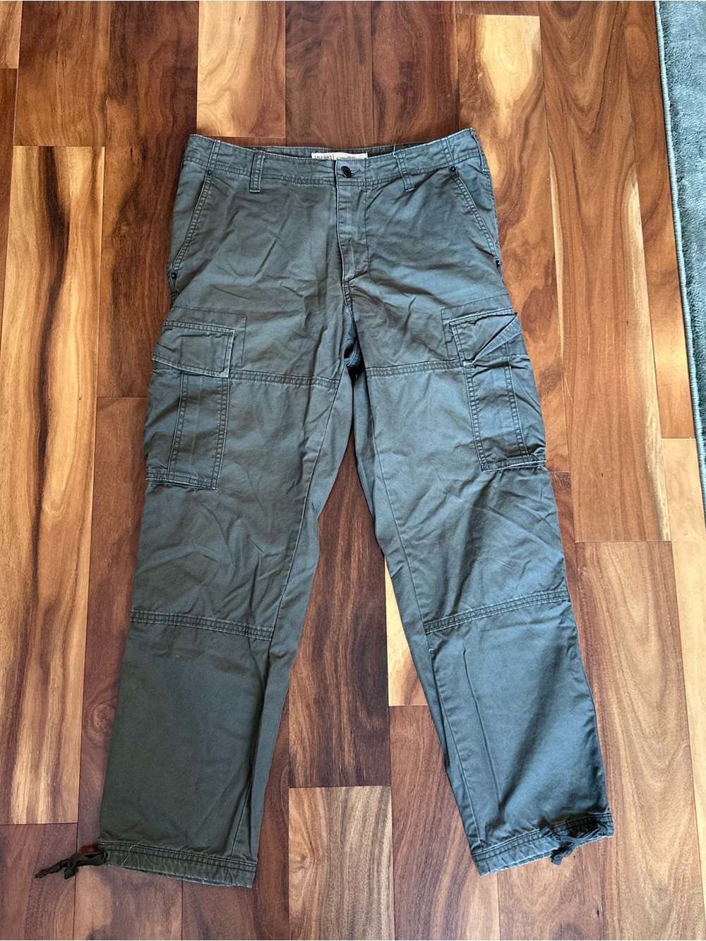 Old Navy Men's Olive Heavy Cargo Pants